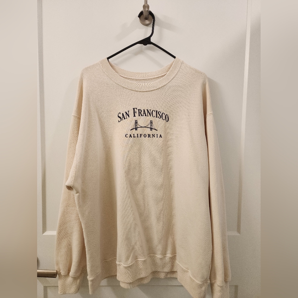 Hollister Crewneck